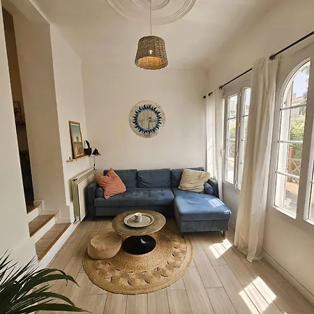 Villa Charmante Maison, à 150 M De La Mer, Piscine, Climatisation, Wifi, ... *
